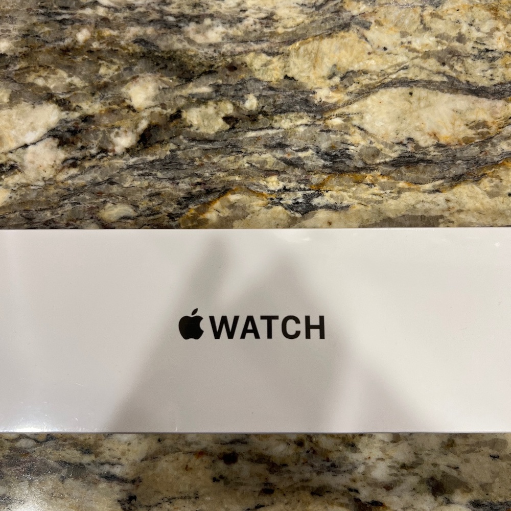 Apple Watch SE never been opened